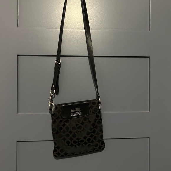 Coach Signature Crossbody Bag - Picture 2 of 5